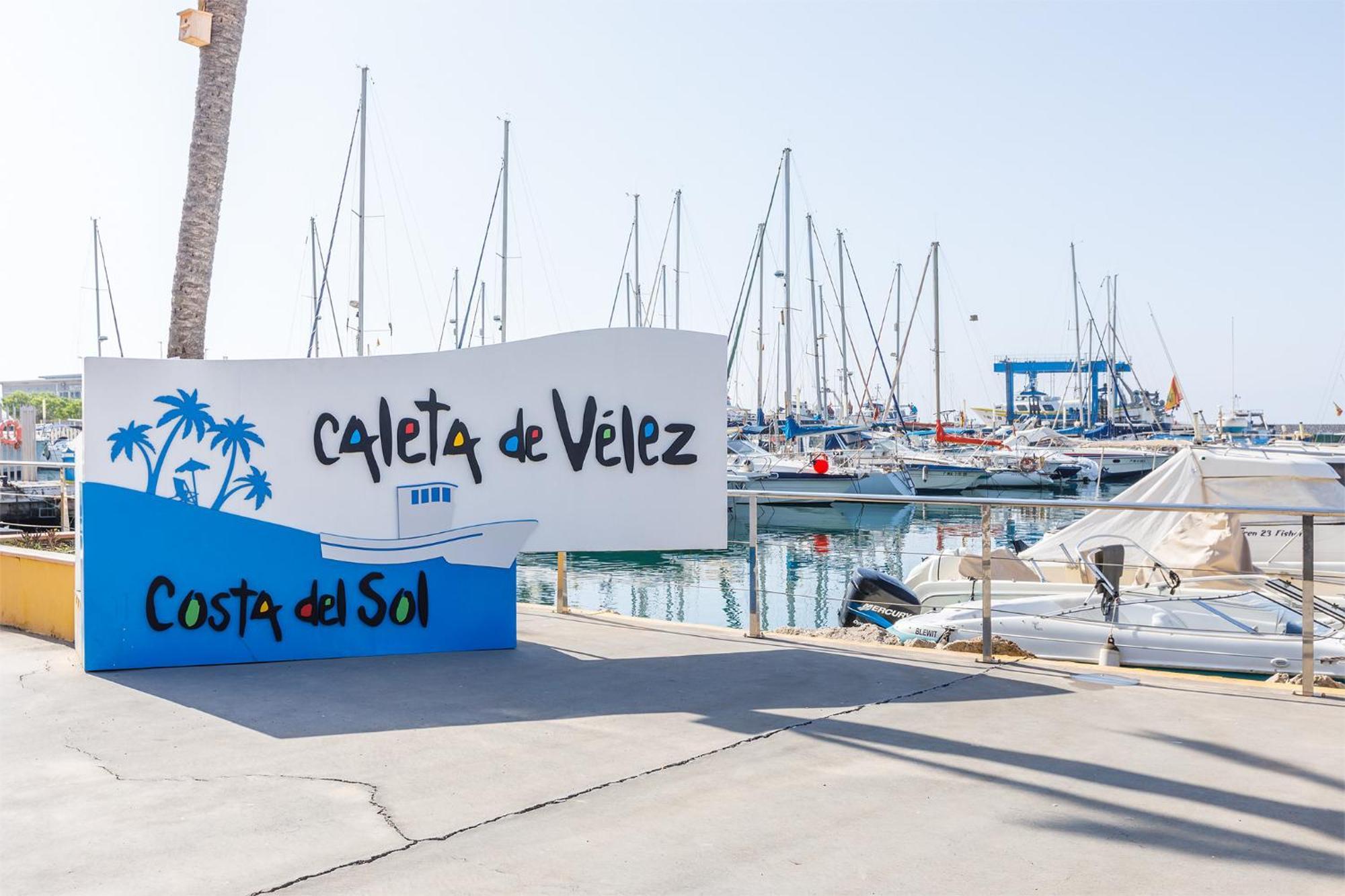 Апартаменты A&N Seaport Caleta Калета-де-Велес Экстерьер фото